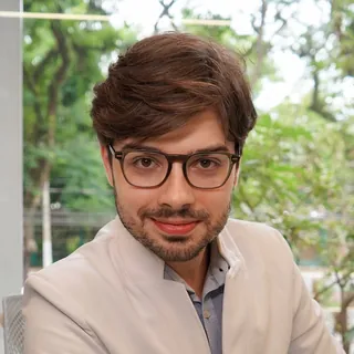 Dr. Caíque Dias